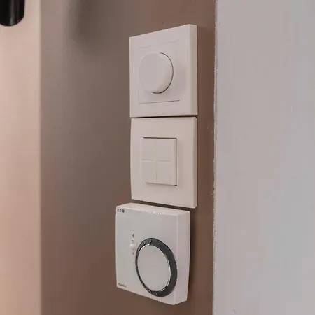 Apartament - Sleeps 2 - Parking - Wifi *
