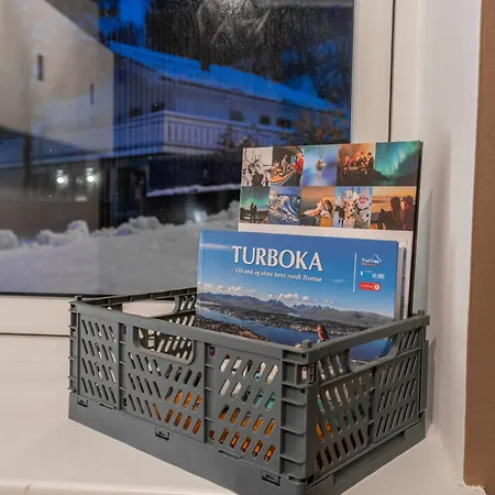 - Sleeps 2 - Parking - Wifi *